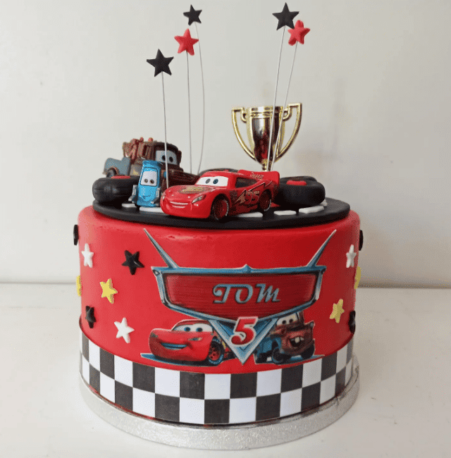 Gateau personnalisé Cars